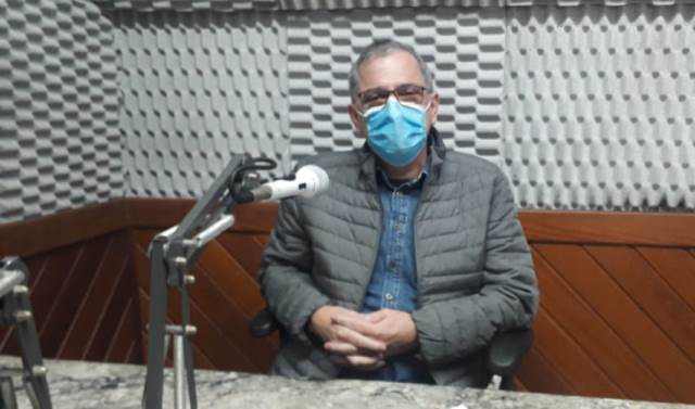 Presidente do SINSEB participa de entrevista na Rádio Araguaia