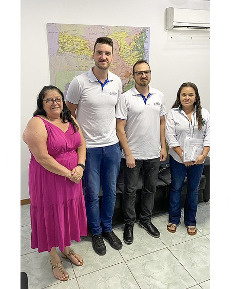 Na manhã de hoje, 22 de Setembro, o SINSEB recebeu a visita dos representantes do novo Laboratório conveniado do Sindicato, o Laboratório Müller...